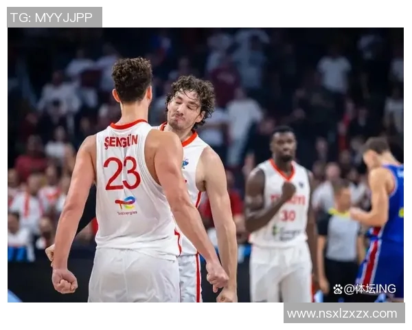 土耳其男篮对决俄罗斯队欧锦赛激战即将上演 土耳其男篮对决俄罗斯队欧锦赛激战即将上演